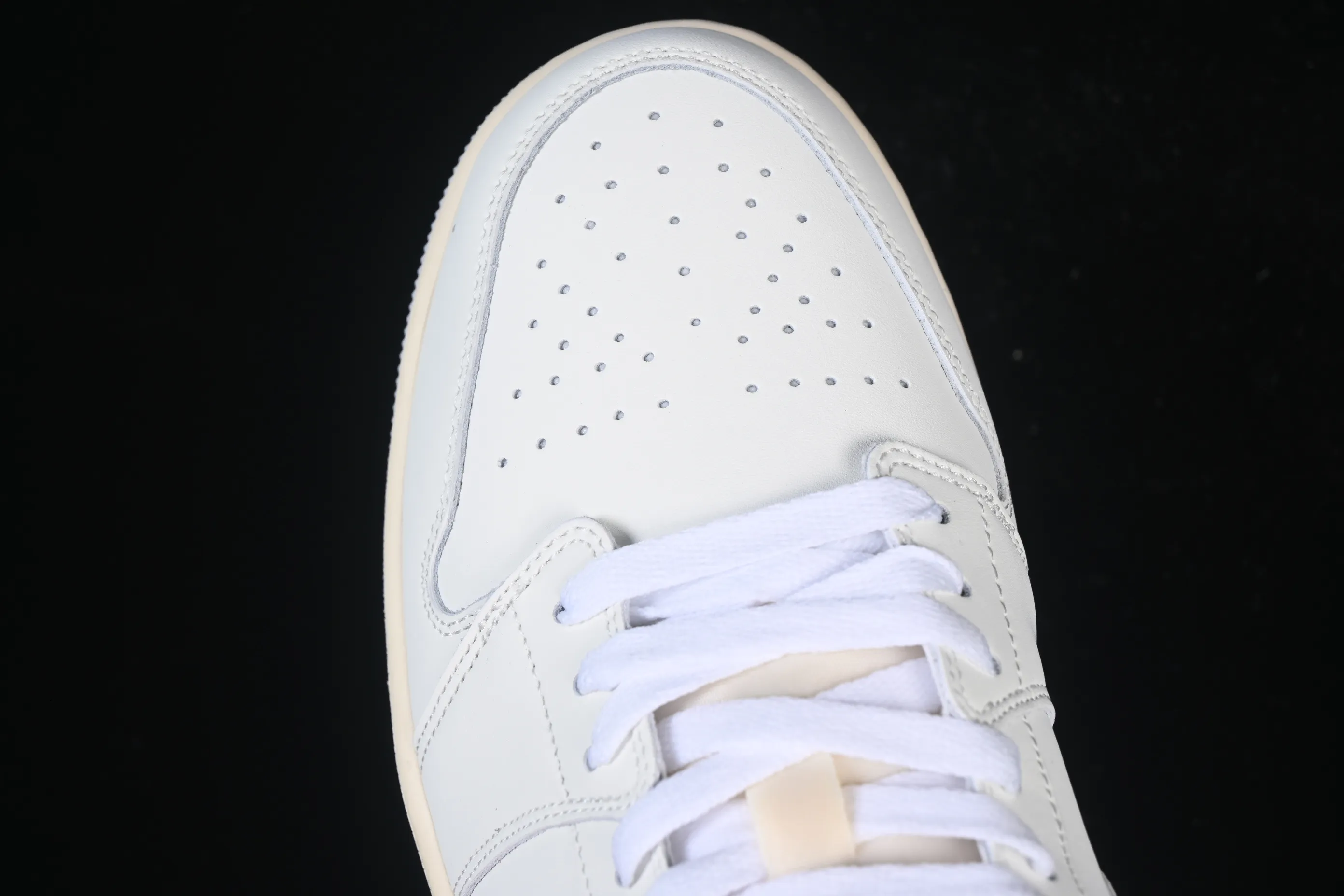All categories Air Jordan Jordan series basketball shoes Air Jordan 1 Low Air Jordan 1 Low AJ1 Joe 1 Mi Bailan low-top cultural casual sneakers DC0774-106
